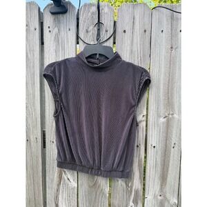 RO&DE Women Dark Mauve Micro Pleated Mock Neck Keyhole Back Top AGU511898 M
